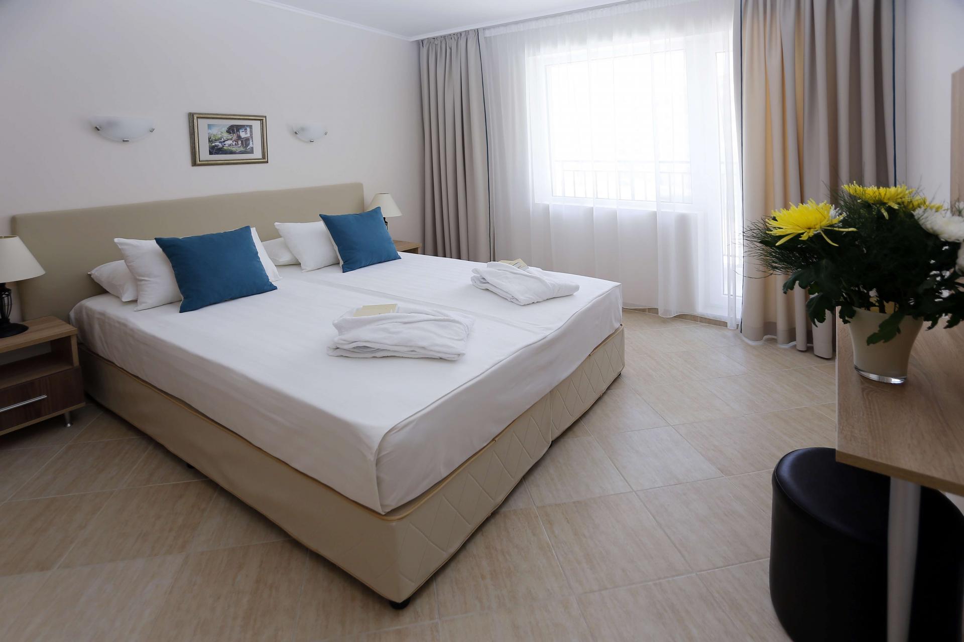 Hotel_ Resort_Sunrise_River_Beach_Aheloy_Bulgaria Air_Tour_Travel 